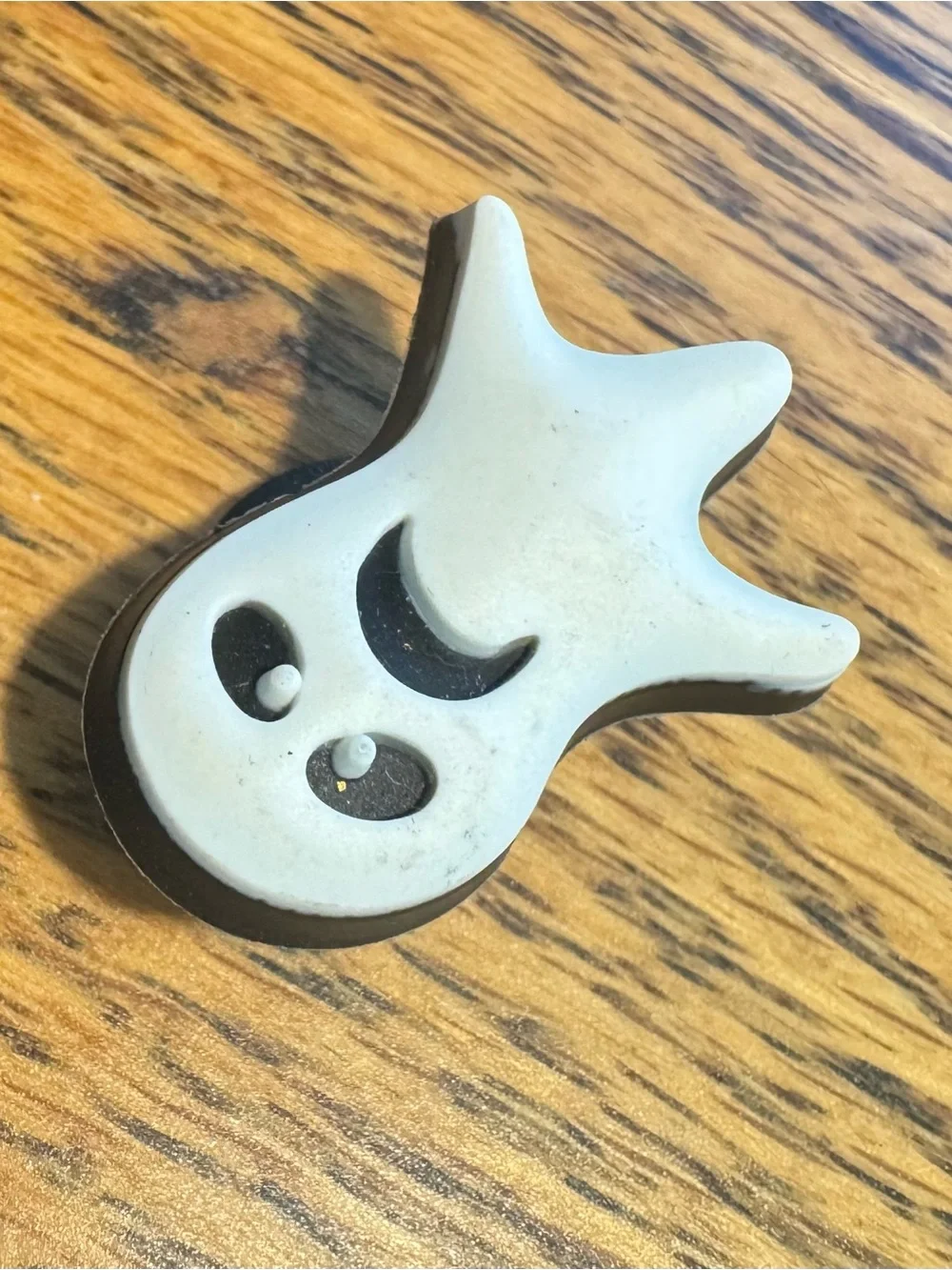 Jibbitz White Ghost Shoe Charms - Playful Faces, Y2K, Vintage